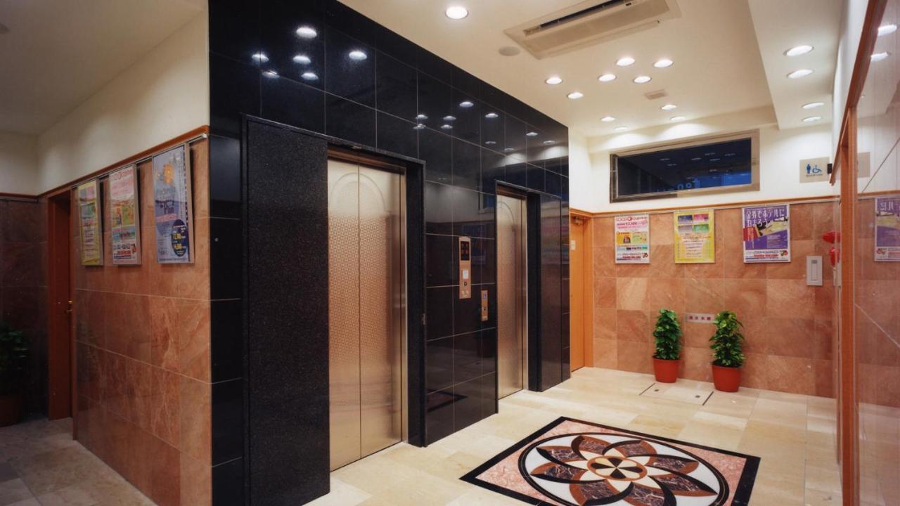 Toyoko Inn Tokyo Ikebukuro Kita-Guchi No.1 Экстерьер фото