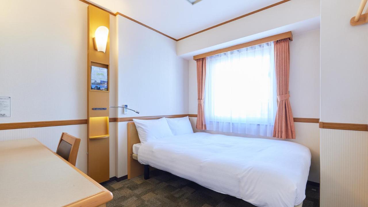Toyoko Inn Tokyo Ikebukuro Kita-Guchi No.1 Экстерьер фото