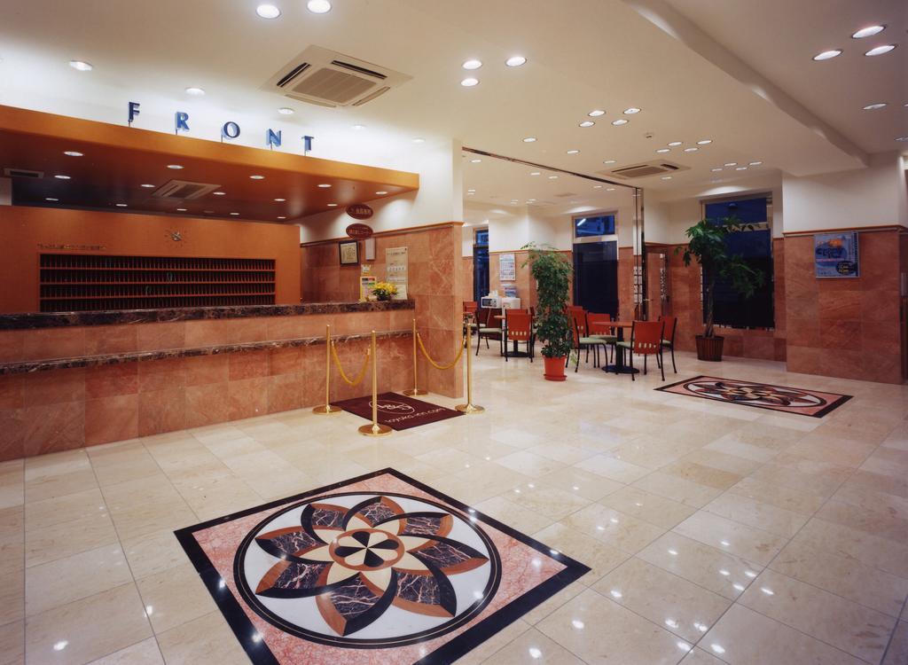 Toyoko Inn Tokyo Ikebukuro Kita-Guchi No.1 Экстерьер фото